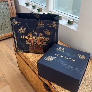 Louis Vuitton holiday box 11x12x6 with gift bag